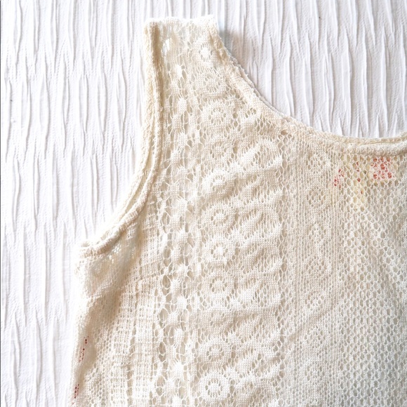 Nude Lace Crop Top - Picture 4 of 6